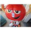 Image 2 : M & M's 3' Figural Display