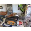 Image 1 : Nascar Monopoly, Collector Cars & Glasses