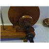 Image 2 : Vintage Table Top Spinning Wheel