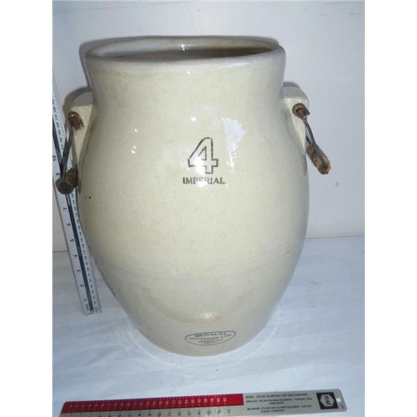 Medalta 4 Gallon Butter Churn