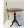 Image 1 : Vilas Canada Side Table