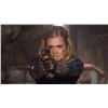 Image 6 : The 100 (2014–2020) - Clarke Griffin (Eliza Taylor) Walther P99