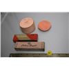 Image 1 : NOS Ladies vanity items
