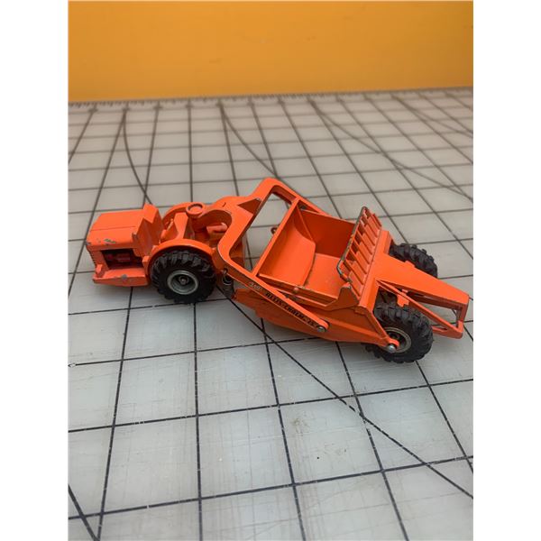 VINTAGE LESNEY ALLIS - CHALMERS SCRAPPER TOY