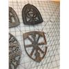 Image 4 : ANTIQUE SAD IRON TRIVET LOT