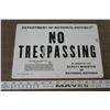 Image 1 : National Defence "No Trespassing" Metal Sign 13x9"