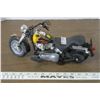 Image 1 : 1:18th Scale Collectible Harley Davidson