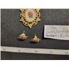 Image 3 : Vintage embroidered pendant and earrings (pierced)