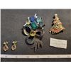 Image 1 : Avon lot 2 brooches and earrings