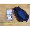 Image 2 : RED SOX BASEBALL (2004) & GLOVES