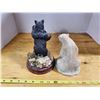 Image 2 : 2 BEAR STATUES