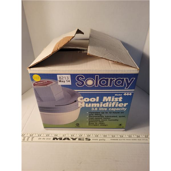 Solaray cool mist humidifer in original box