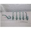 Image 2 : Six iron teal 6 inch iron hooks