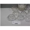 Image 4 : Box of glass candy/ hors d’oeuvre dishes