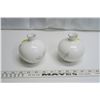 Image 4 : 2 White Vases - Royal Doulton