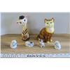 Image 1 : 3 Vintage Cats, 1 Favorware, tooth pick holder + salt and pepper shakers