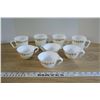 Image 2 : Butterfly Gold Pyrex + Corelle, 4 Hook Cups + 4 Coffee Cups