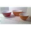 Image 1 : Vintage Pyrex Autumn Harvest Nesting Mixing Bowls - 401, 402, 403