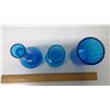 Image 2 : 3 Blue Glass Vases