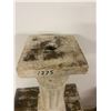 Image 2 : Ornate Garden Pillar 25" High