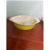 Image 2 : 2 - Pyrex Bowls 7.5in. & 7x10in.