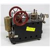 Image 1 : LARGE ANTIQUE STEAM ENGINE MODEL