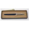Image 1 : VINTAGE PARKER PEN IN BOX