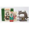 Image 1 : SINGER SEWHANDY MINI SEWING MACHINE WITH BOX