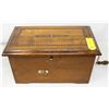 Image 1 : ANTIQUE HAND CRANK WOODEN MUSIC BOX