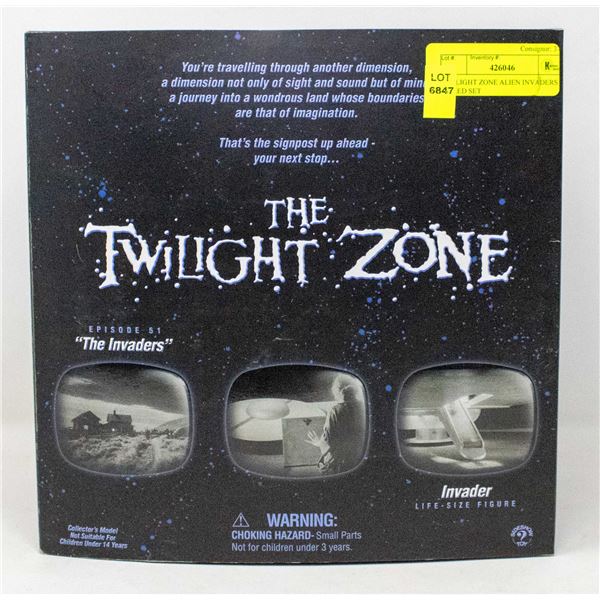 TWILIGHT ZONE ALIEN INVADERS BOXED SET