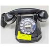 Image 1 : 1930S BLACK ROTARY DIAL TELEPHONE