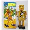 Image 1 : LILLIPUT TIN WIND UP ROBOT IN BOX