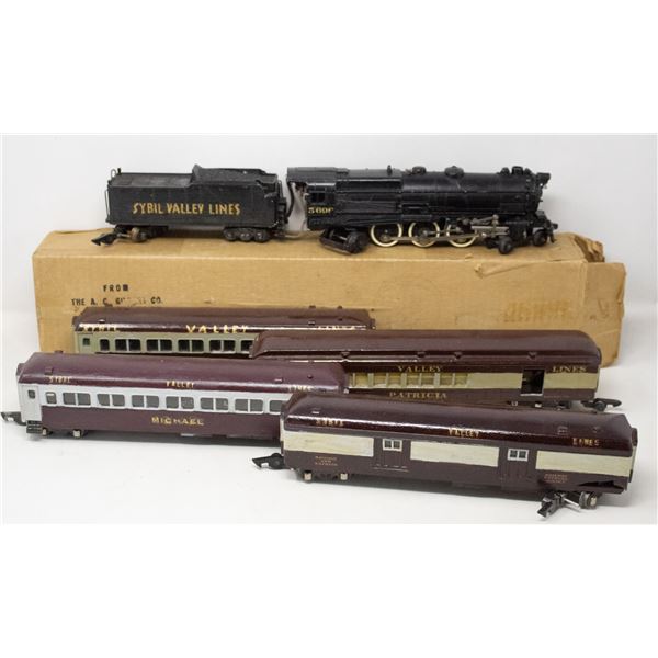 HEAVY AMERICAN FLYER LOCOMOTIVE IN BOX W PASS