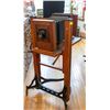 Image 1 : 1900 KODAK CENTURY LARGE STUDIO CAMERA