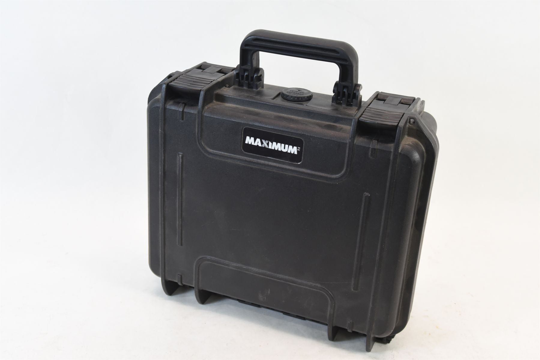 13 X 11 X 6 Lockable Plastic Case Landsborough Auctions 13 X 11 X 6 Lockable Plastic Case Landsborough Auctions