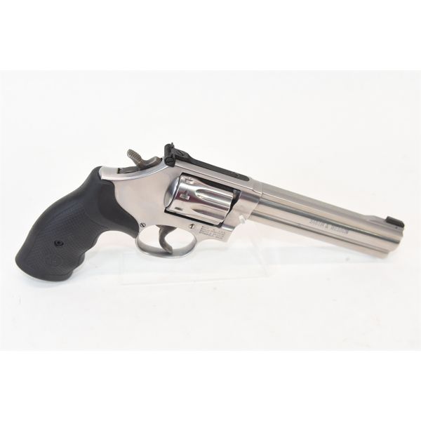 Smith & Wesson Model 617-6 Revolver