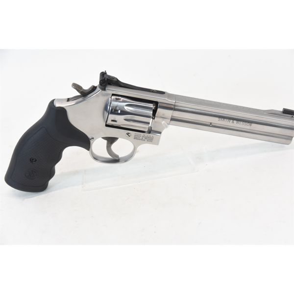 Smith & Wesson Model 617 -6 Revolver