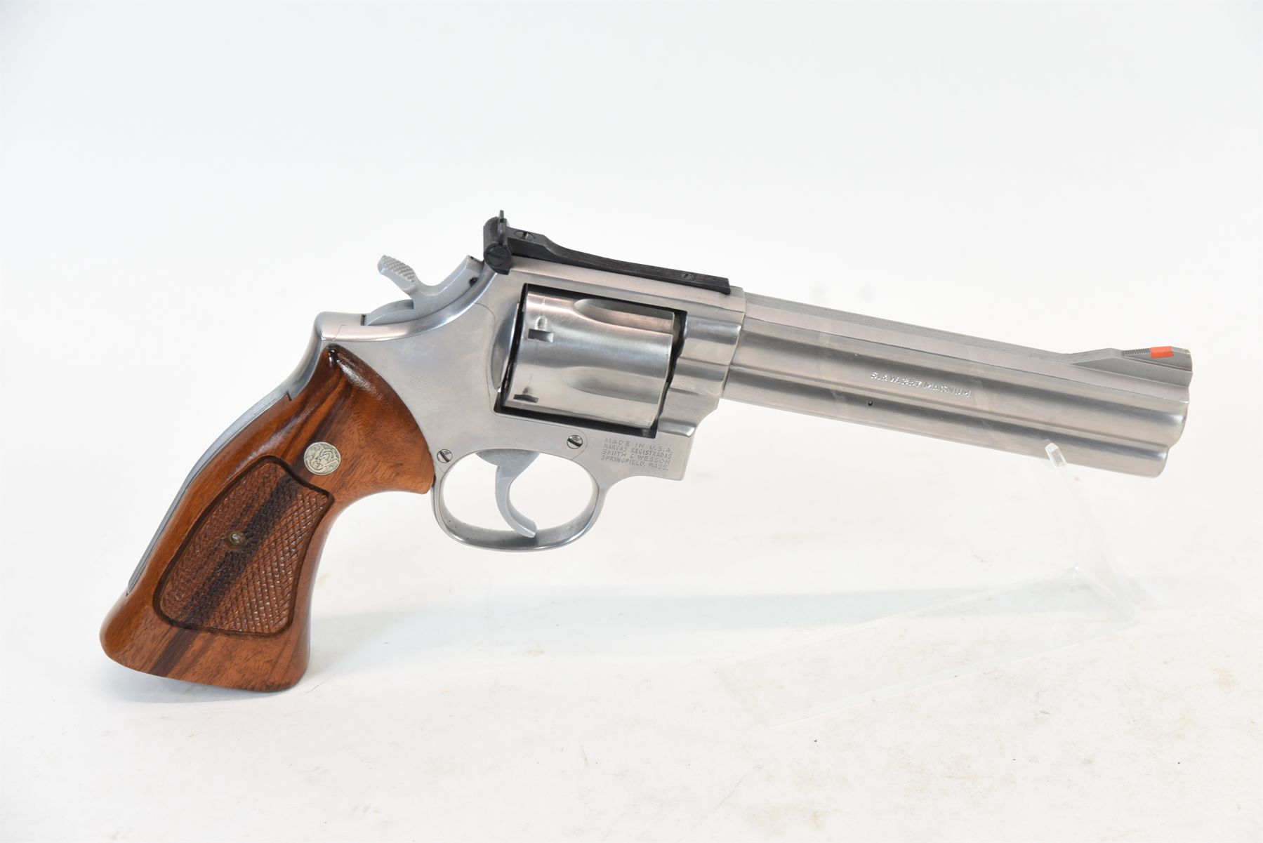 Smith & Wesson Model 686 Revolver - Landsborough Auctions