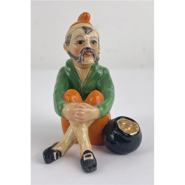 MZ Ireland Porcelain Leprechaun Figurine