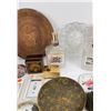 Image 8 : Group of Assorted Collectables