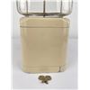 Image 8 : Oak Acorn 1c Candy Nut Machine