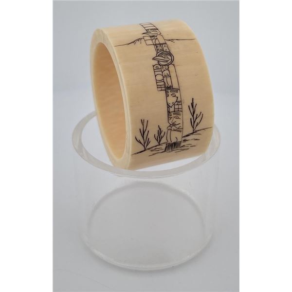 Eskimo Inuit Alaskan Carved Napkin Ring