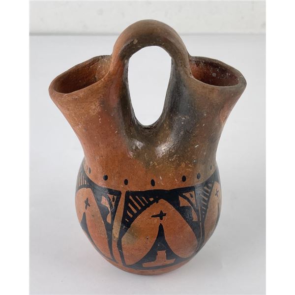 Dine Navajo Indian Pottery Wedding Vase