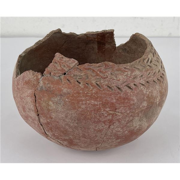 Ancient Mimbres Pottery Indian Pot Vessel