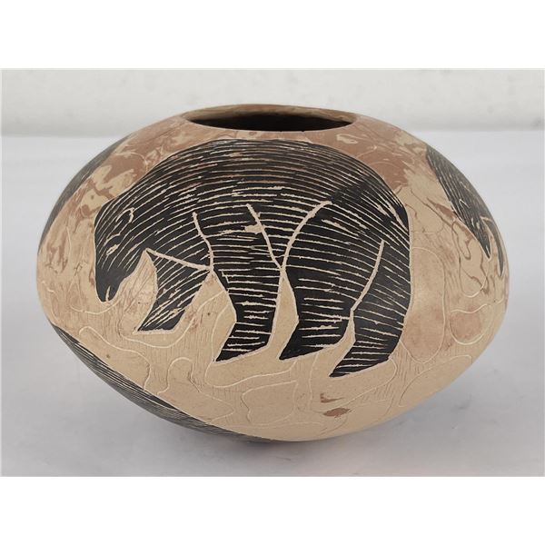 Mata Ortiz Pottery Etched Bear Pot Bowl