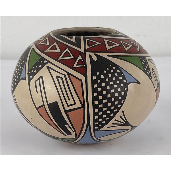 Mata Ortiz Pottery Pot Vase