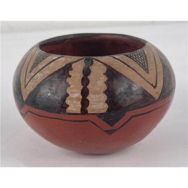 Ida Redbird Maricopa Indian Pottery Bowl Pot