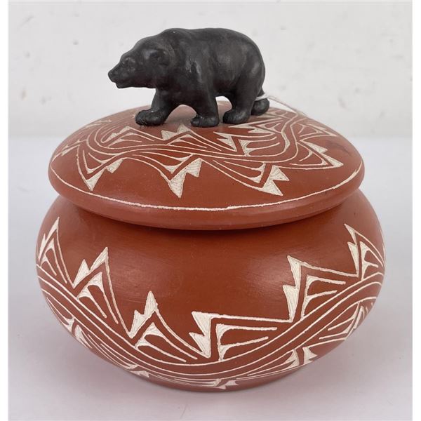 Laguna Pueblo Indian Lidded Bear Pot