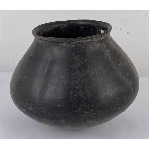 Prehistoric Casas Grandes Indian Pottery Pot