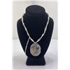 Image 1 : Navajo Picture Agate Bench Bead Necklace